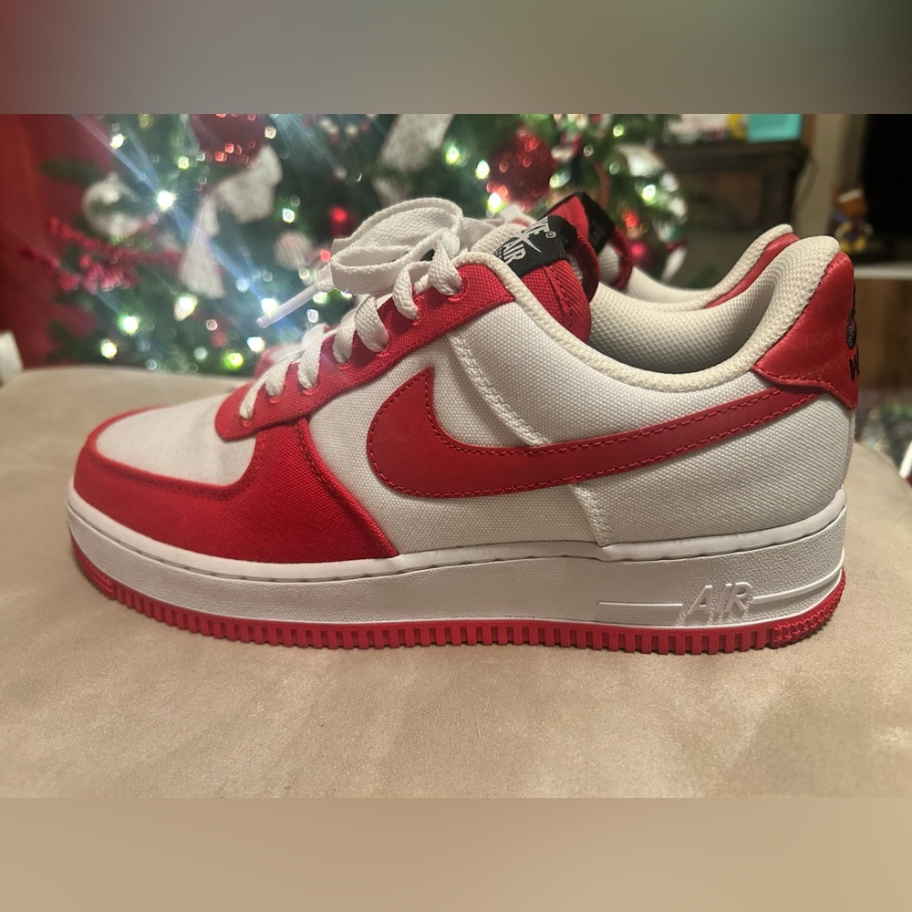 Nike Women’s custom Air Force 1 - WPS RAZORBACKS